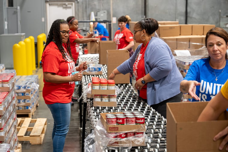 Virginia Peninsula Foodbank Volunteers