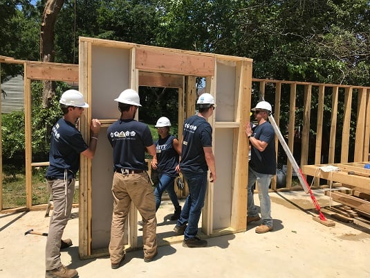 Habitat NOVA volunteers