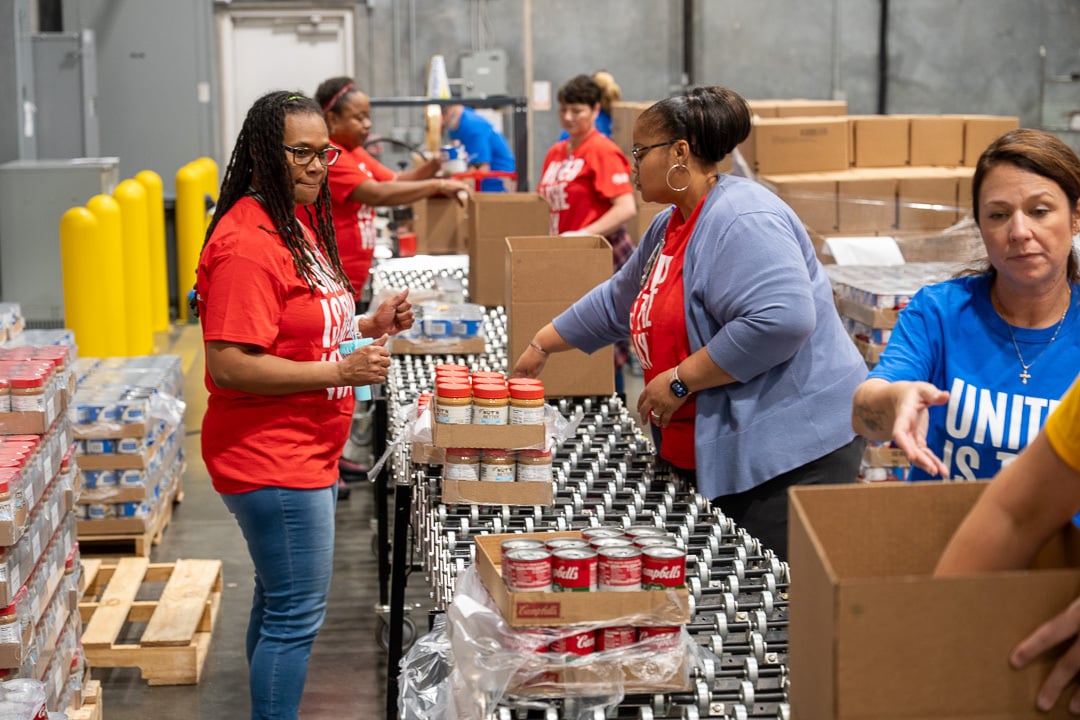 Virginia Peninsula Foodbank Volunteers